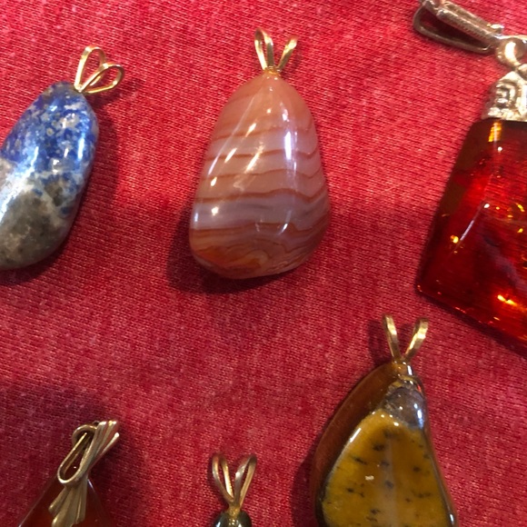 Pendants, assorted amber, polished stones and costume set of 12 - Picture 4 of 8